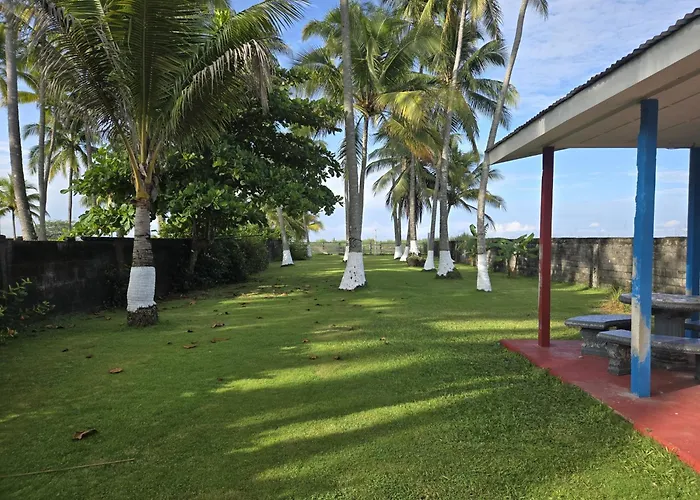 Jane'S Beach Resort